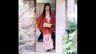 ♡46歳人妻と温泉旅行「20年ぶりかな・…旦那意外と初めて中出ししちゃう奥様♡」女社長の欲求不満おまんこのthumbnail