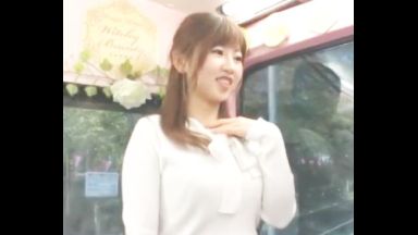 ♥MM号※ご無沙汰奥さま「絶対見えてるでしょ…？」絶倫人妻の完熟マンコは愛液トロトロでチンポ欲しがっちゃうのthumbnail