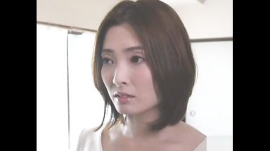 ♡「赤ちゃんが寝るまで待って…♡」産後ママは欲求不満で昼間からチンポ欲しがっちゃう…あぁぁぁっぁイクぅぅぅぅぅうのthumbnail