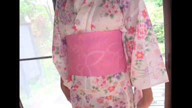 ♥浴衣の下はノーパン・ノーブラ…パイパンおまんこは愛液トロトロで中出し精子と混ざっちゃう…♥のthumbnail