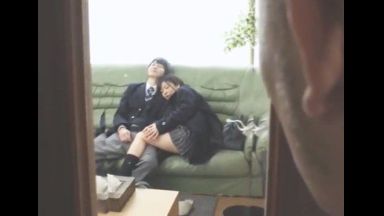 ♡息子と穴兄弟…息子の彼女に睡眠薬盛ってチンポ挿入しちゃう父…♡爆睡させてレイプ…変態父親の鬼畜強姦のthumbnail