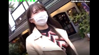 【素人個撮】数珠繋ぎされたのは、爆乳Ｉ神乳フリーター… 挿れたらすぐに、おっぱいぶるるん揺らして、潮吹く、しろうとちゃんのthumbnail
