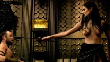 300(スリーハンドレッド) 〜帝国の進撃〜で魅せた「エヴァ・グリーン」のエッチな姿。のthumbnail