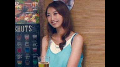 【連れ込み】相席居酒屋でナンパした三十路美魔女美女人妻！美乳おっぱいなエロ浮気妻が不倫セックスする姿を盗撮隠し撮り！のthumbnail