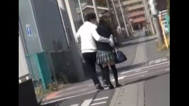 ☆痴漢☆野外☆顔射！これこれ…レイプxJK！イラマチオでみんな精子ドピュと愛液トロトロまんこでしょ※ 制服で欲求不満解消エロ動画→女子校生のthumbnail
