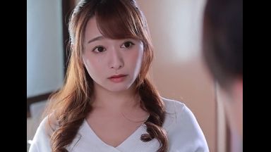 ♥息子の親友に告白された母親「旦那さんと別れて僕と結婚して下さい…♥」彼をフッたら毎日レイプされ続ける完熟おマンコのthumbnail