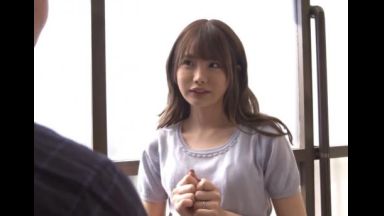 【人妻】｢今忙しい?｣お隣の若い男の子に彼女が出来たらしい。狙ってたのに…。なんとか童貞だけでも、貰えないかなぁ?のthumbnail