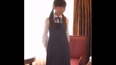 ☆援交☆瀬古ここ☆美少女☆貧乳♡オナろう…美少女xJK♡フェラじゃないとダメなのよ…ロリで欲求不満解消エロ動画→制服のthumbnail