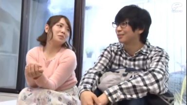 〚素人モニタリング〛　「え？そうなの？」彼の友人がまさかの童貞　草食系の男友達に中出しで女の肉体を伝授のthumbnail