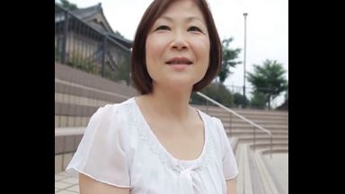 ☆おばさん☆痴女☆大人しい！主婦x美魔女！美熟女大好きが性癖でしょ…ぽっちゃりの淫乱エロ動画「もうイクぅぅっあっぁぁ！」人妻のthumbnail