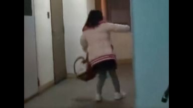 【鬼畜レイプ】「お母さん助けて！」ロリ〇学生の帰宅を狙って自宅でそのまま押し込み拷問！幼い無垢マンコに強制中出しで妊娠確定！のthumbnail