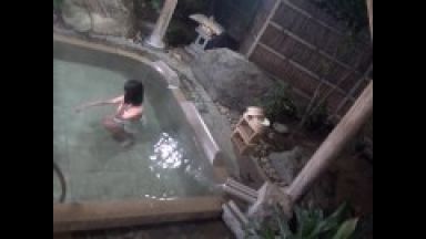 超特級レベルにかわいい華奢童顔ロリスレンダー美脚美少女温泉旅行エッチ浮気エッチで激しい腰振りグラインド騎乗位のthumbnail