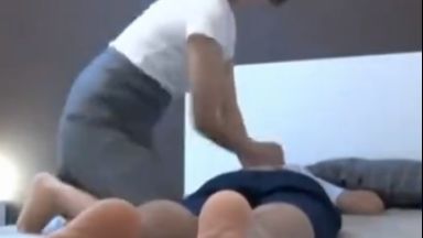 普通のお部屋に素人ナンパで連れ込んだ素人娘を盗撮してAV販売するチャラ男悪いやつやのthumbnail