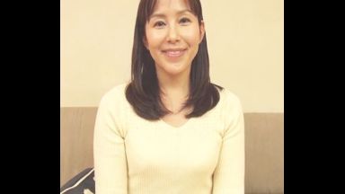 ☆セックスレス☆痴女☆美魔女☆清純！みんな観て…五十路xNTR！Dカップであなたも犯されたいでしょ※人妻のエロエロ動画「んぁぁぁ…。イっちゃう！」寝取られのthumbnail