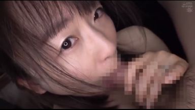 【羽月希】最後にチンポ舐めたい！不倫妻のノーハンドディープスロートで口内射精・・咳き込みながらゴックンのthumbnail