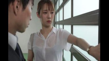 【はやのうた】爆乳美女の生乳より余裕でエロくて男の助平心くすぐる着衣おっぱい！のthumbnail