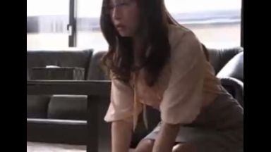 ♡高飛車な生意気人妻を土下座させて調教開始…「中は赦して…絶対ダメ…」中出しお願いしなさい…欲しいって…♡のthumbnail