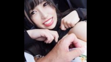 【椿りか】見た目は清楚、下半身はビッチ！Hな事には興味津々な超巨乳美女！こんなビッチが普段は図書館で働いているなんて･･･爆乳ギャルビッチをハメ撮り中出し♡のthumbnail