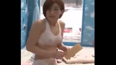 ♡「謝礼です…あっハイ♡」挿入されたおまんこはイキ狂って悶絶絶叫…気持ち良すぎて我を忘れちゃったのthumbnail