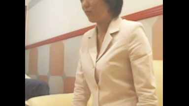 ♥個人撮影※57歳の兄嫁をラブホでNTR隠し撮り「女に戻りたいご無沙汰おマンコがイキ狂う絶倫近親相姦♥」のthumbnail