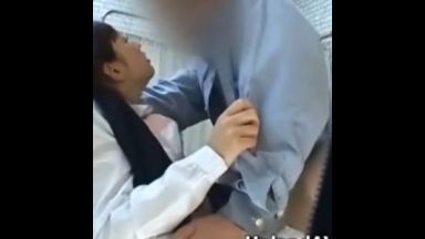 医者が病院で制服JKに挿入のthumbnail