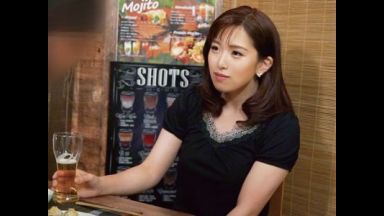 【連れ込み】相席居酒屋からナンパお持ち帰りした三十路美魔女美女人妻！夫を裏切り他人棒で浮気するエロエロ不倫セックス！のthumbnail