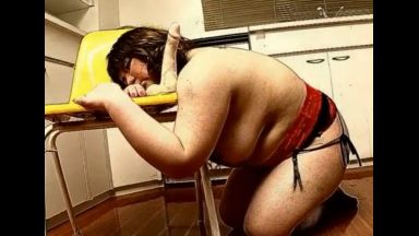 ☆ムッチリ☆肉便器！これ観ようね…デブx中出し！中だしで欲情しちゃうし…性奴隷で欲求不満解消エロ動画x雌犬のthumbnail