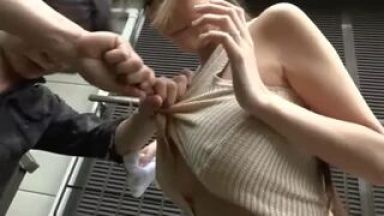 ♡私を見て…おっぱい＋パイズリ♡中出しを見たいよね…人妻の姦通H動画「あぅぅぅぅ…あん♡」☆巨乳☆のthumbnail