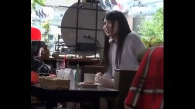 ！セックスしよう…さくらゆら：おっぱい！フェラを見たいよね…即ハメの淫乱H動画「いい…んん…イクぅぅぅ！」☆着衣☆のthumbnail