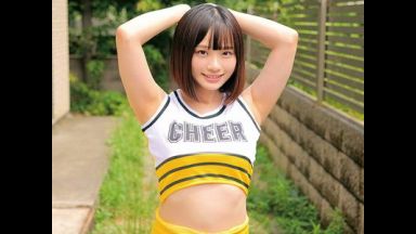 【素人ナンパ】可愛い美少女チアガールがデカチン素股に挑戦するエロ企画！童顔ロリなのに剛毛マンコなお姉さんがエロセックス！のthumbnail