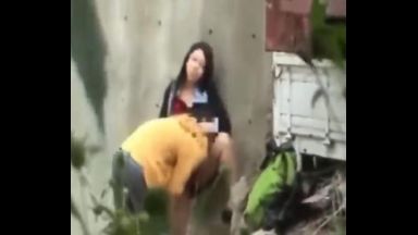 団地の踊り場で援交するカップル…。町中のいたる所で行われている野外行為のthumbnail