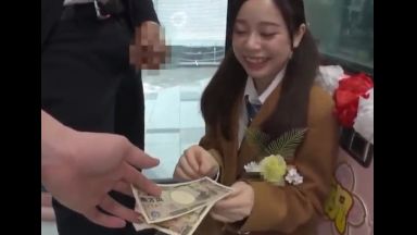 ☆フェラ☆学生服☆手コキ☆手マン☆騎乗位！あっぁぁ…女子高生＠絶倫！思春期であなたの精子ドピュしちゃお※おっぱいでイクイクエロ動画…ナンパのthumbnail