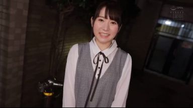 【愛花あゆみ】＜素人男性×中出し＞「みんなのネタになるなら…」素人さん宅でハメまくって中出しされるお姉さんｗのthumbnail