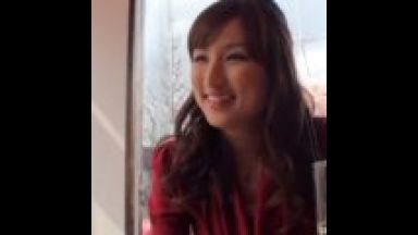 【ＡＶ出演・美人妻】もっと刺激がほしくて・・ホテルで男優とハメ撮り！オマンコを濡らしながら乳射不倫のthumbnail