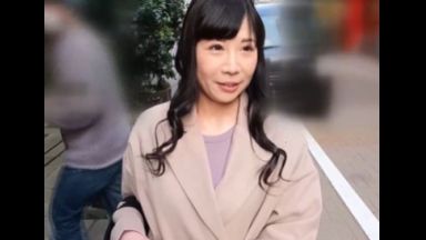 ♥歳を重ねるごとに性欲が増す40歳人妻ナンパ…絡みつくマンコにチンポは我慢できずに中出ししちゃうのthumbnail