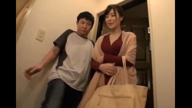 ♡人妻に中出し「もう帰らなきゃ…精子が溢れたおマンコのままなのに♡」主婦は欲求不満でイキ狂っちゃうのthumbnail