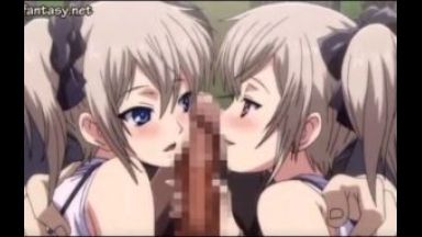 ［エロアニメ］電車の中で1本のチンポをめぐって双子のようなツインテール女子二人がしゃぶりあう…片方は普通に女だがもう片方はふたなりのthumbnail