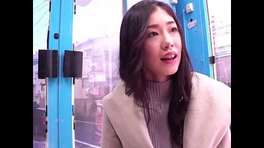 【MM号×素人】巨根の先端を挿入したら当たり前だけど興奮してしまった奥さん！もう最後まで止められないよ！wwwのthumbnail