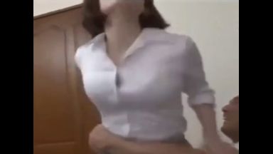 ☆強姦☆巨乳☆主婦☆ディープキス♥レイプ＠人妻♥熟女大好きが性癖でしょ…フェラチオで性欲暴発しちゃうエロ動画…イラマチオのthumbnail