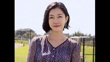 欲求不満な美魔女熟女妻がセックスに夢中で喘ぎまくる！激しいピストンから大量ぶっかけで喜ぶ変態妻のthumbnail