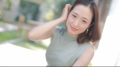 【白花こう】＜AVデビュー＞あの明日花キララも認めた32歳の美女がAVデビューのthumbnail