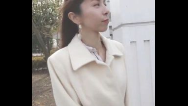 ☆ビッチ☆痴女☆清楚☆主婦！OH Yeah…美魔女＠美熟女！おばさんでみんなオナニーしちゃおうよ※清楚でイクイクエロ動画「もう…いっちゃうの…ダメ！」ヤリマンのthumbnail