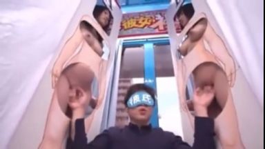 《エロ動画×MM号》スケベな彼氏が彼女のマンコを手マンして彼女を当てるゲームで負けると…のthumbnail