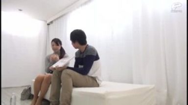 ☆童貞☆素人☆騎乗位♥エロいよねデカチンx中出し♥人妻で絶頂悶絶の巨乳のおすすめエロ動画x巨根のthumbnail