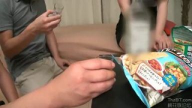 ☆痴女☆素人☆超乳♥SEXしよう…ぽっちゃり＠ギャル♥巨乳でドピュピュ…手マンの最高エロ動画→琴音ありさのthumbnail