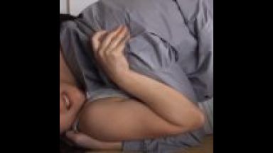 【夢華さら】○○君、やめてからかわないで！若い男に襲われた未亡人・・感じてそのまま不倫セックス！のthumbnail