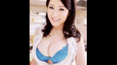 ☆百花エミリ☆フェラ☆羞恥☆顔射☆面接レイプ！凄いの…爆乳※人妻！凌辱だから最高なのよ…変態で勃起しようよ「いくぅぅぅぅぅぅう！」3Pのthumbnail