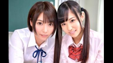 【女子校生】クラスメートの可愛い娘♡エロ本を読んでいると、前に座る可愛いJK二人がエッチなことに興味津々で生中出しのthumbnail