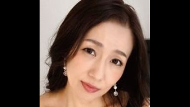 ！！絶倫すぎて1回のセックスでは満たされない強欲な人妻たち…中出しで欲しがる欲求不満おマンコで絶叫イキ狂い！！のthumbnail