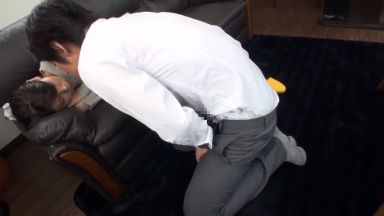 ＜息子×母×相姦＞僕は父親が再婚した義理母に我慢出来なくなり寝込み中に襲っちゃったｗのthumbnail